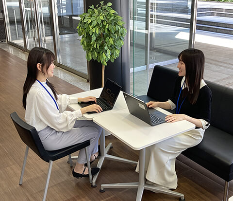 社内の様子